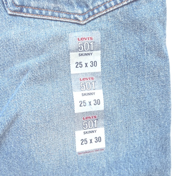 LEVI’S 501 Skinny Leg Button Fly Original Fit 25x30 Whiskering Distressed NEW - Picture 13 of 14